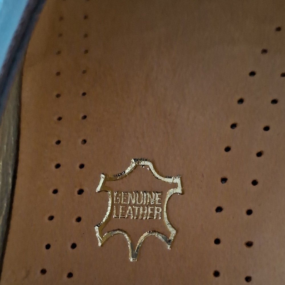 Elegant Brown Women's‎ Shoes - Picture 2 of 9
